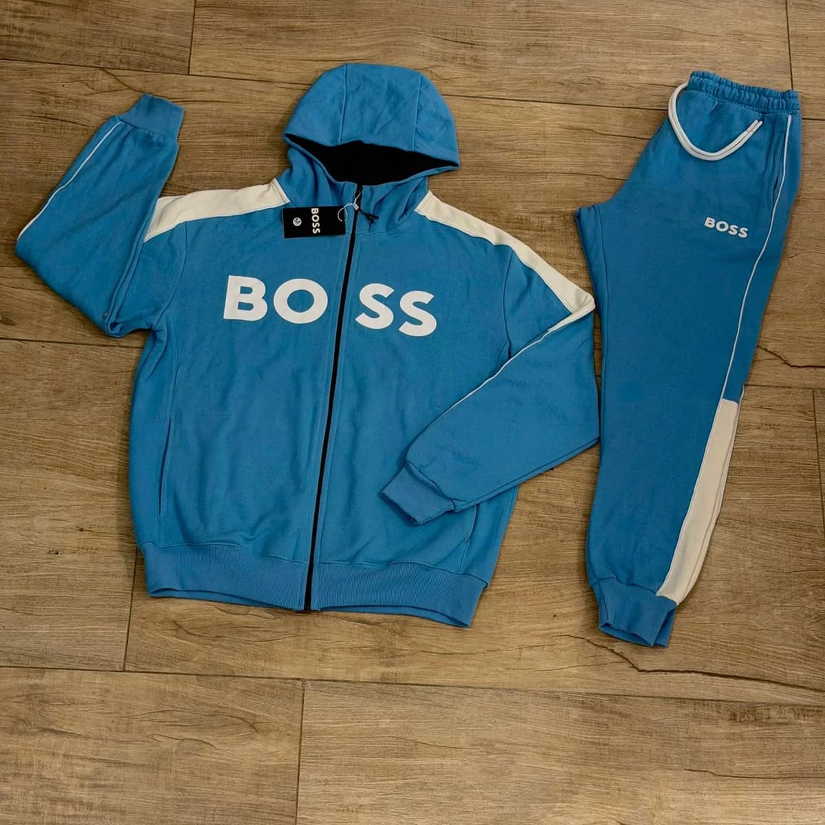 Agasalho BOSS azul